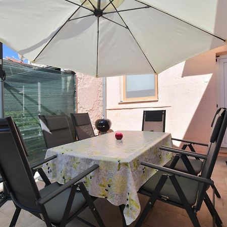 PUY City Centre Apartment With Terrace 2 מראה חיצוני תמונה